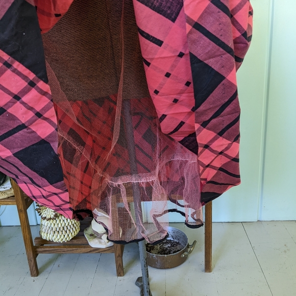 Vintage Hand Made Skirt - Picture 3 of 9